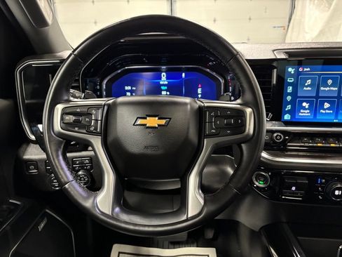 Used 2023 Chevrolet Silverado 1500 LTZ w/ LTZ Premium Package AWD/4WD image 18