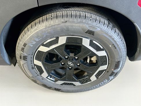 Used 2026 Hyundai Santa Fe SEL FWD image 11