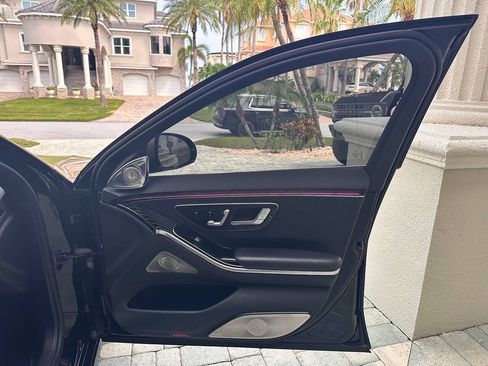 Used 2021 Mercedes-Benz S 580 4MATIC Sedan w/ Warmth & Comfort Package image 61