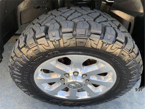 Used 2021 RAM 2500 Laramie AWD/4WD image 19