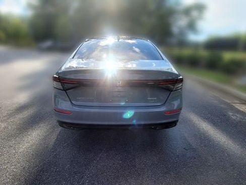 Used 2023 Honda Accord EX-L image 3