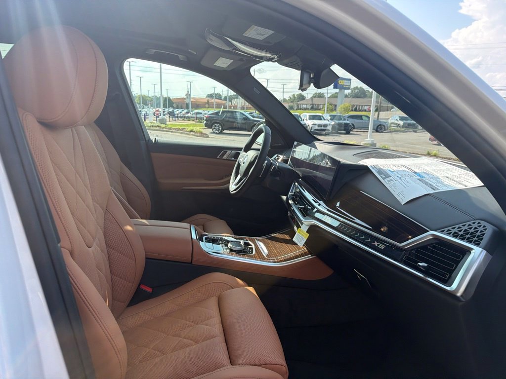 New 2026 BMW X5 xDrive40i w/ Premium Package AWD/4WD image 25