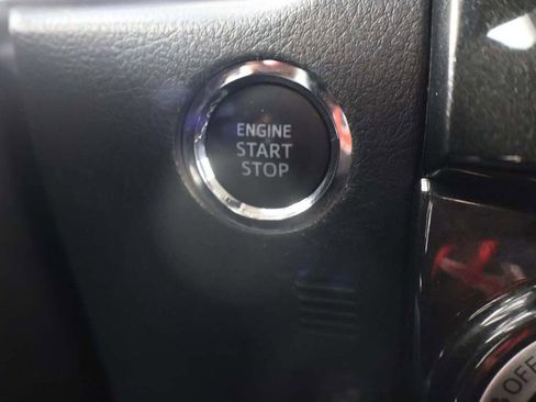 Used 2024 Toyota 4Runner TRD Off-Road Premium image 36