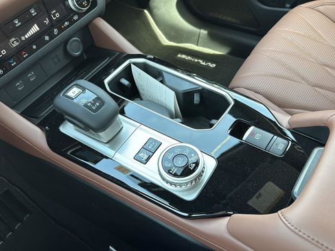 New 2026 Mitsubishi Outlander SEL AWD/4WD image 19