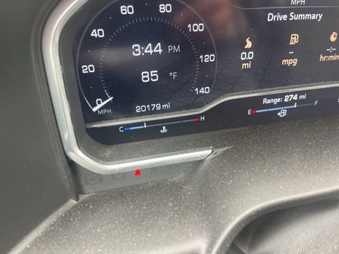 Used 2024 GMC Sierra 1500 Denali RWD image 27