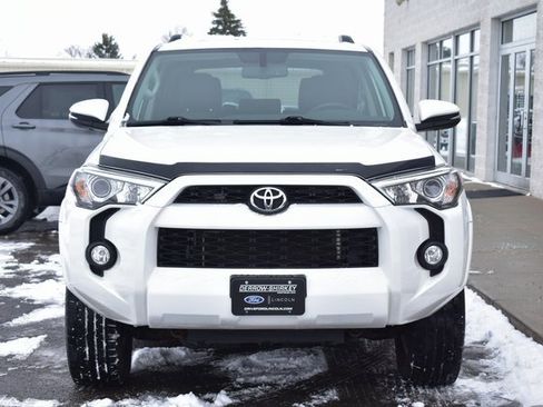 Used 2019 Toyota 4Runner SR5 Premium image 8