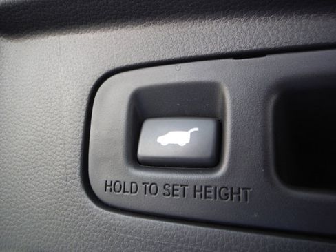 Certified 2025 Honda CR-V EX-L image 40