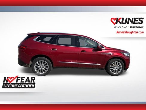 Used 2018 Buick Enclave Premium w/ Trailering Package image 13