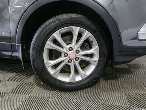 Used 2017 Ford Escape SE w/ Equipment Group 201A image 14