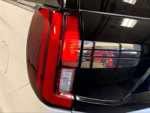 Used 2025 Ford Expedition Active image 35