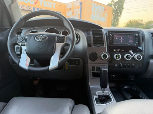 Used 2015 Toyota Sequoia SR5 w/ Premium Package RWD image 23