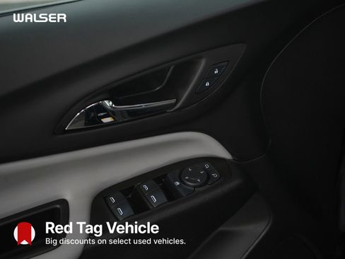 Used 2024 Chevrolet Equinox LS w/ LS Convenience Package image 21