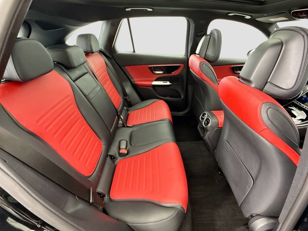 Used 2026 Mercedes-Benz GLC 43 AMG 4MATIC image 21