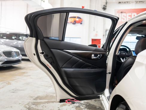 Used 2018 INFINITI Q50 Luxe w/ Sensory Package (Luxe) image 44