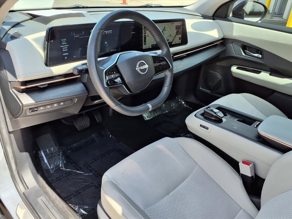 Used 2024 Nissan Ariya AWD image 17