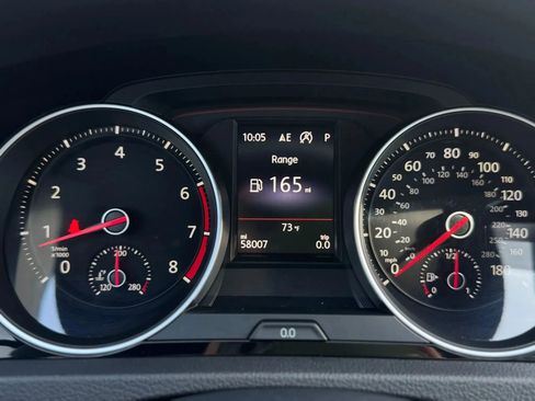 Used 2020 Volkswagen GTI SE FWD image 14