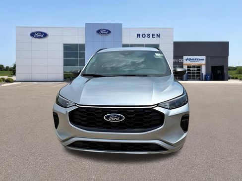 Used 2024 Ford Escape ST-Line w/ Tech Pack #1 AWD/4WD image 3
