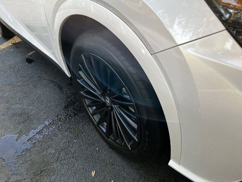 Used 2024 Lexus RX 350 Premium w/ Accessory Package (Z1) image 11