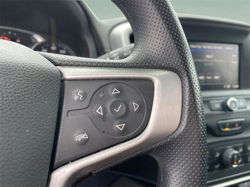 Used 2023 GMC Terrain SLE w/ Driver Convenience Package image 22