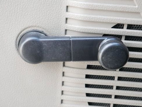 Used 2010 Ford F450 XL image 28