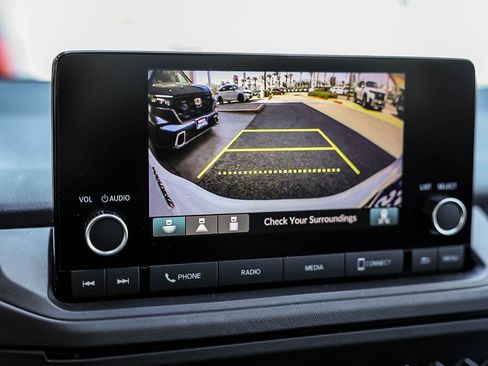 Certified 2025 Honda Accord SE image 30