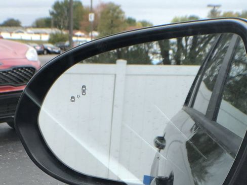 Used 2022 Kia Niro LXS image 37