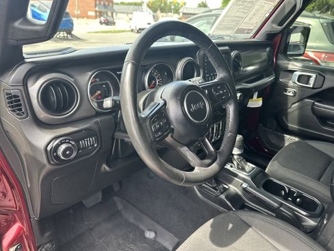 Used 2022 Jeep Wrangler Unlimited Sport AWD/4WD image 21
