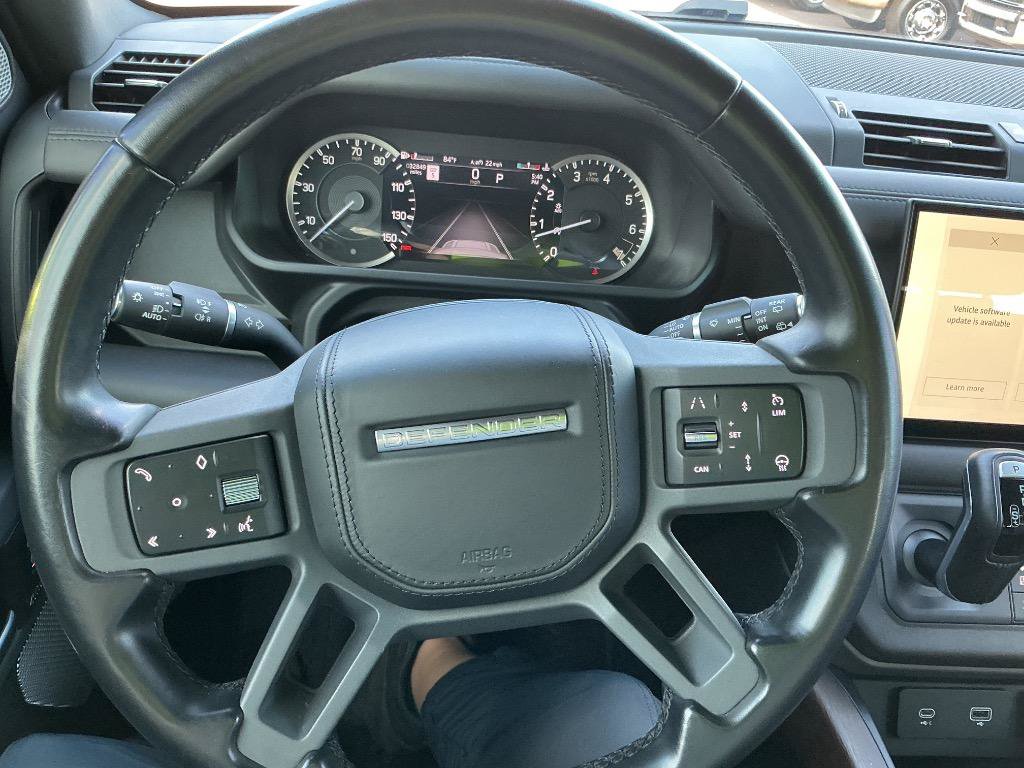 Used 2023 Land Rover Defender 130 X AWD/4WD image 21