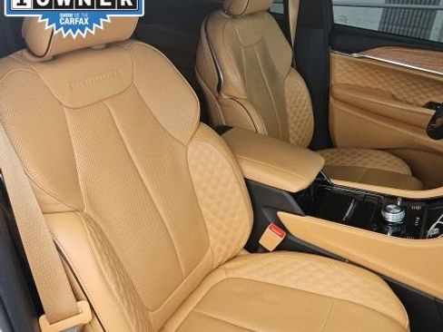 Used 2024 Jeep Grand Cherokee L Summit image 13