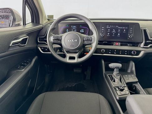 Certified 2025 Kia Sportage LX image 21
