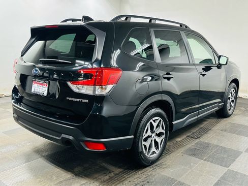 Certified 2024 Subaru Forester Premium AWD/4WD image 6