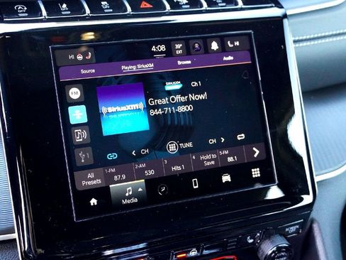 New 2025 Jeep Grand Cherokee L Altitude image 12