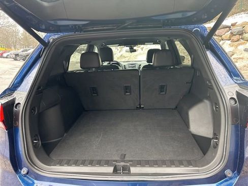 Used 2023 Chevrolet Equinox RS image 27