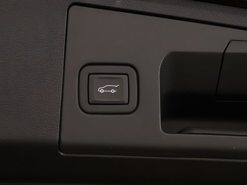 Used 2024 Cadillac XT4 Luxury FWD image 25
