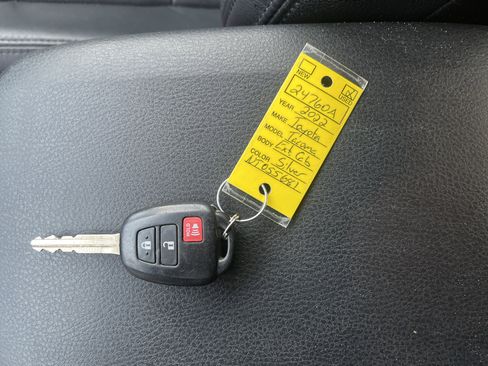 Used 2022 Toyota Tacoma SR5 image 26