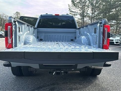 New 2026 Ford F450 Platinum w/ FX4 Off-Road Package image 18