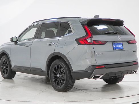 Used 2025 Honda CR-V Sport image 6