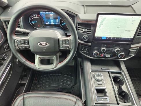 Used 2023 Ford Expedition Limited image 30