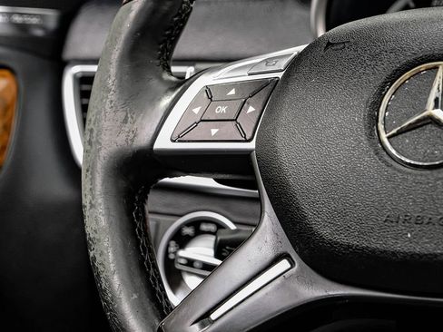 Used 2014 Mercedes-Benz GL 450 4MATIC image 15