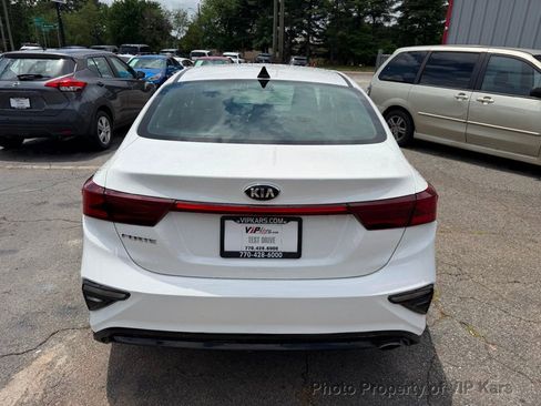 Used 2021 Kia Forte LXS FWD image 6