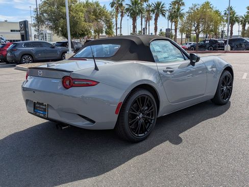 New 2026 MAZDA MX-5 Miata Club RWD image 9
