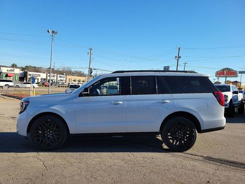 New 2026 Ford Expedition Platinum w/ Stealth Performance Package image 3