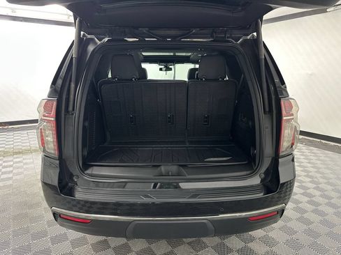 Used 2022 Chevrolet Tahoe Z71 w/ Luxury Package AWD/4WD image 20