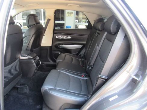 Used 2023 Genesis GV70 2.5T w/ Select Package image 20