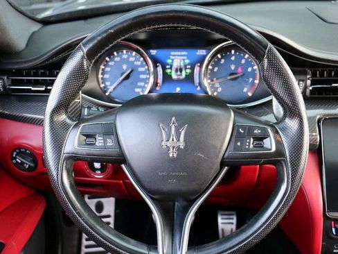 Used 2018 Maserati Quattroporte S image 26
