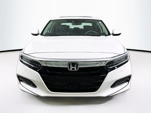 Used 2019 Honda Accord Touring image 5