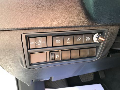 Used 2024 Toyota Tundra SR AWD/4WD image 13