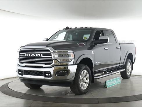 Used 2021 RAM 2500 Laramie w/ Safety Group B AWD/4WD image 10