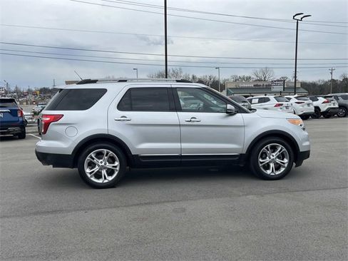 Used 2011 Ford Explorer Limited w/ 301A Rapid Spec Order Code image 4