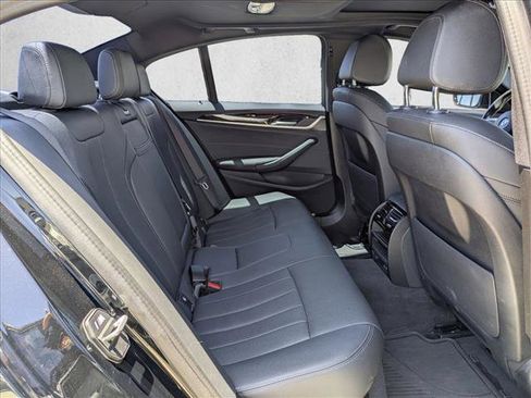 Used 2022 BMW 530i w/ M Sport Package RWD image 20
